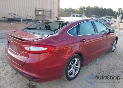 2016 Ford Fusion Energi Titanium из США, поврежденный, VIN 3FA6P0SU6GR377342